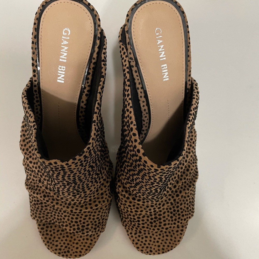 Brand New Mules